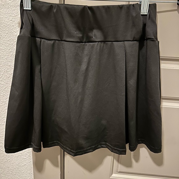 Black Tracie’s athletic/tennis skirt, size small - Picture 2 of 2